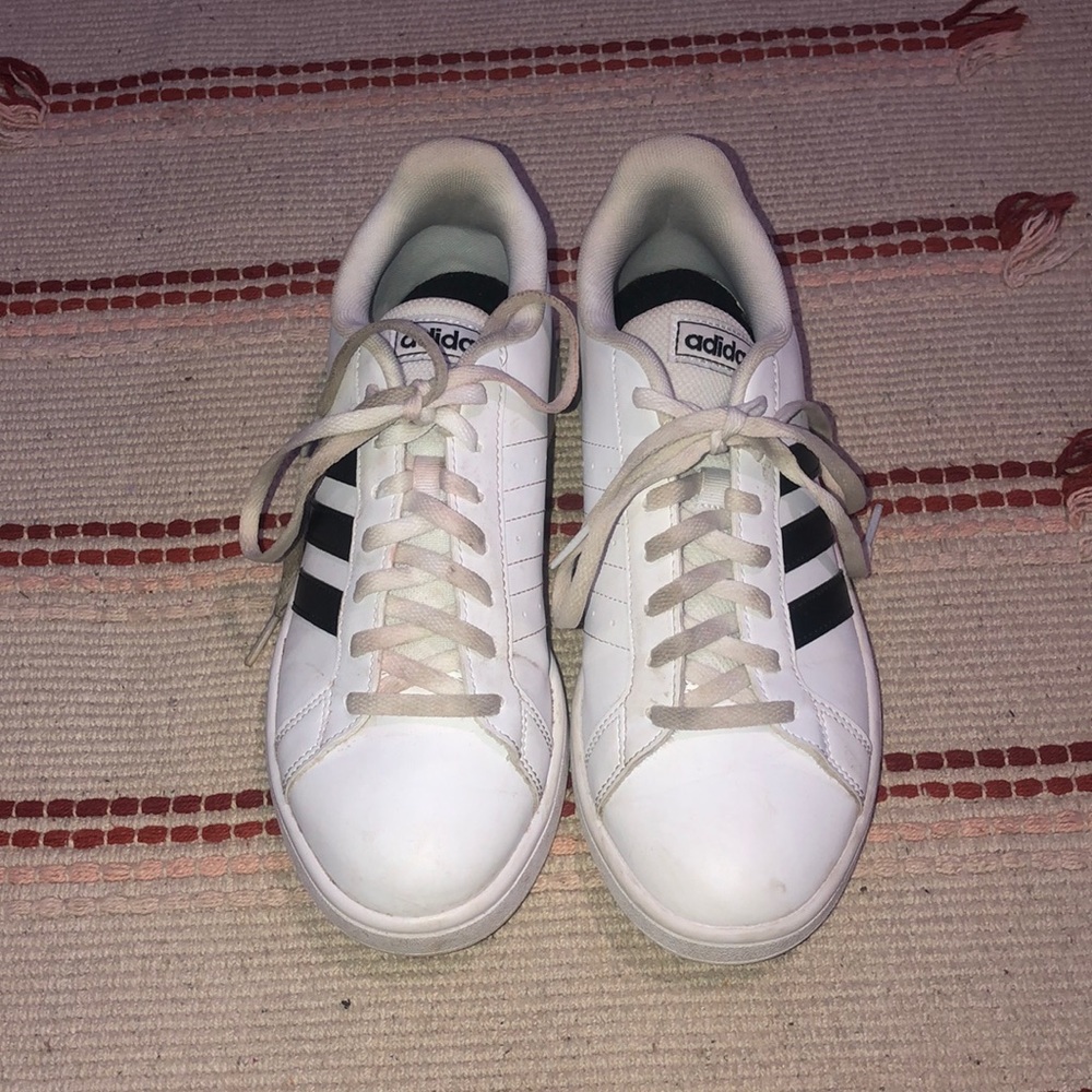 🤎 FINAL PRICE Adidas Tennis shoe🤎